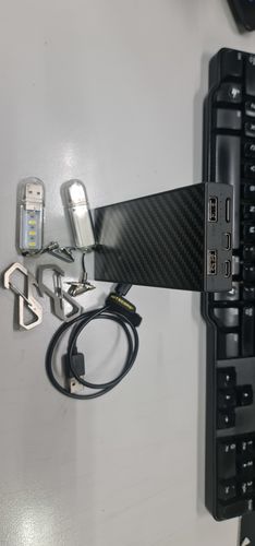 Customer photo review of NB20000 Carbon Fiber Energy Brick (20,000mAh 3A 45W) Bundle