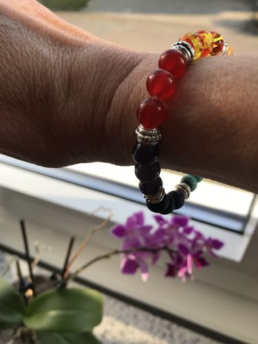 Customer photo review of CHAKRA Armband 7 Steine