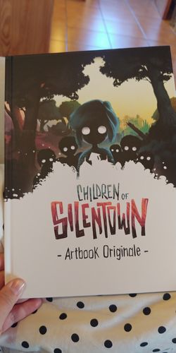 Customer photo review of Children Of Silentown - Artbook Originale