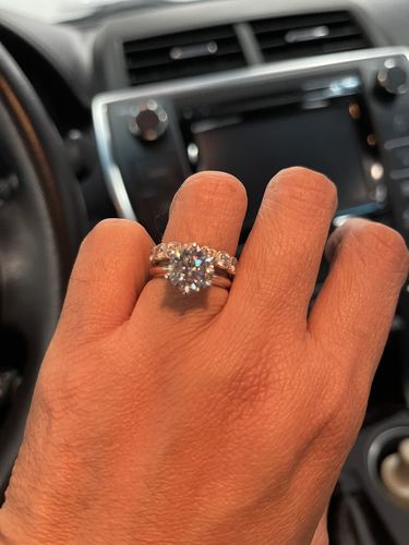 Customer photo review of Classic Solitaire Moissanite Six-Prong Sterling Silver Ring