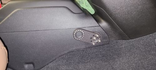 Customer photo review of Gladiator JT Universal Accessory Mount