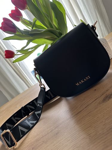 Customer photo review of MINA - BLACK