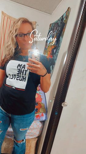 Customer photo review of Ladies I Am The Hustle Flag - Black Perfect Tee