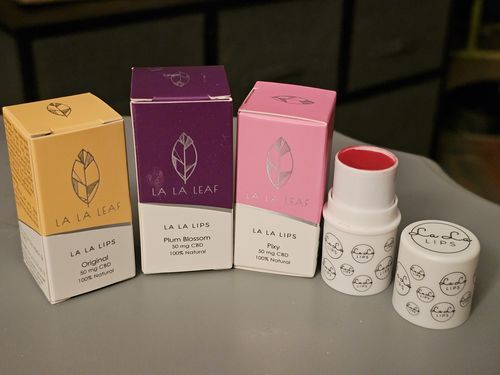 Customer photo review of BIG KISS BUNDLE- 30% OFF