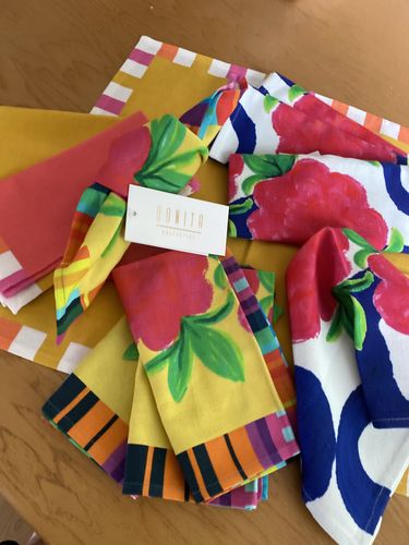 Customer photo review of The Darling Dahlias Napkin Set