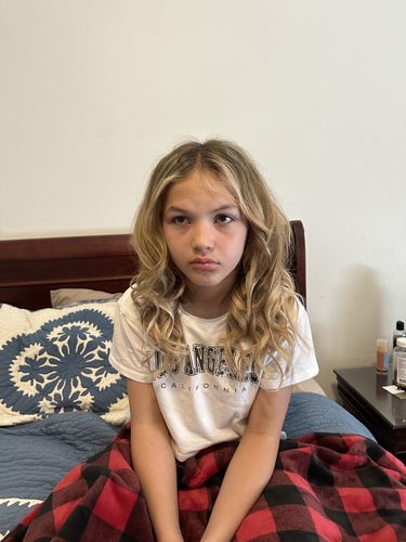 Customer photo review of 7pcs Clip in Remy Human Hair Extensions Highlight Brown with Blonde #P8a/60 |Youngsee