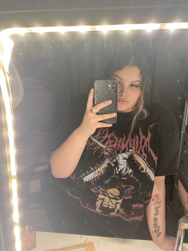Customer photo review of Vintage Washed "Chainsaw" Oversized Tee