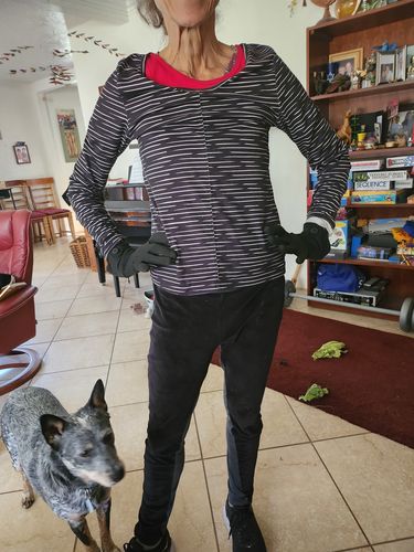 Customer photo review of Toasty Touch® Ultra Thin Heated Gloves