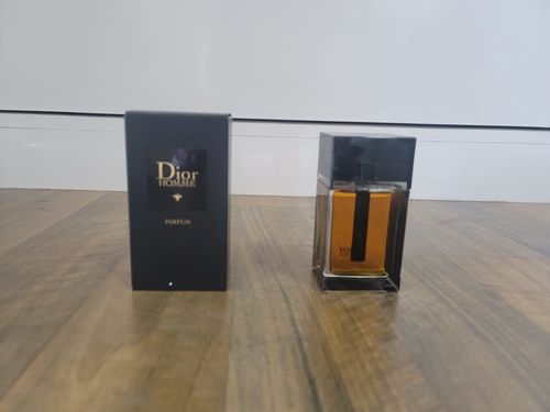 Customer photo review of Christian Dior Dior Homme Parfum For Men 100ml (2020 edition)