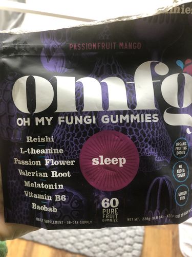 Customer photo review of Passionfruit Mango Sleep Gummies