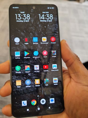 Customer photo review of Xiaomi Redmi Note 12 4G 128GB/4GB RAM GSM Unlocked International Version (New)