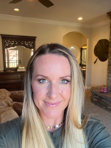 Customer photo review of Fluffy Gossamer® Lashes