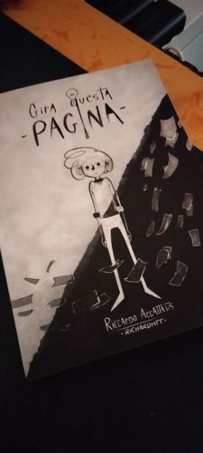 Customer photo review of Gira questa pagina “White Variant” con correzione a mano