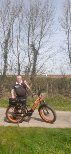 Customer photo review of Lankeleisi MG600 Plus 1000W 26" Fat Bike E-Mountain Bike 40km/h 150km 20Ah Samsung Battery