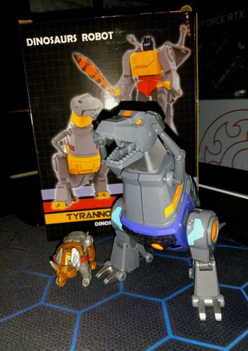 Customer photo review of 4th Party MHZ Toys MH-MINI-09B Mini09B Tyrannosaurus Rex T-Rex Dark / Black Version( Oversized NA Newage Ymir Grimlock) 14.5cm / 5.7”