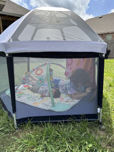 Customer photo review of Pop N' Go™ Playpen