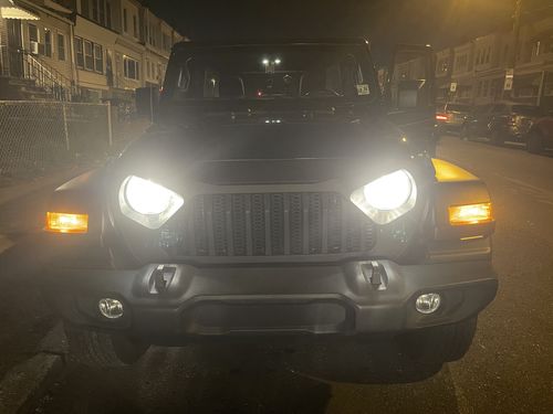 Customer photo review of Vader Grille w/ Mesh - Matte Black for 18-23 Jeep Wrangler JL & Gladiator JT