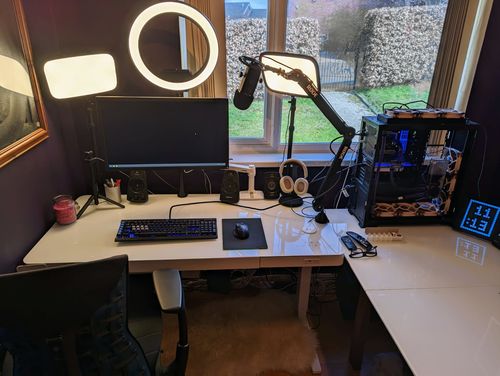 Customer photo review of Smart Desk Height Adjustable