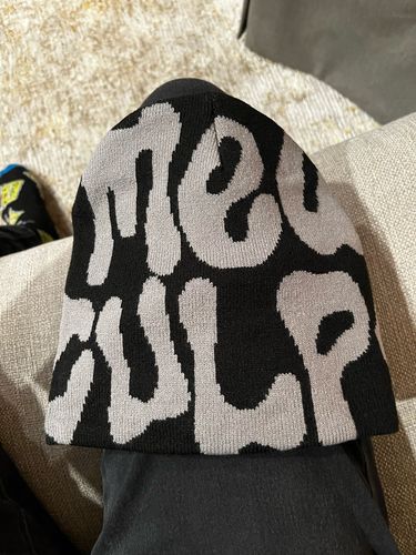 Customer photo review of THE WOBBLE BEANIE