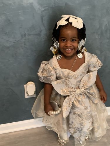 Customer photo review of Girl Summer Birthday Party Dress Baby Girl Vintage Bow Puffy Formal Princess Dress