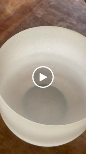 Customer video review of Cuenco de Cuarzo (Mi - 8 Pulgadas)