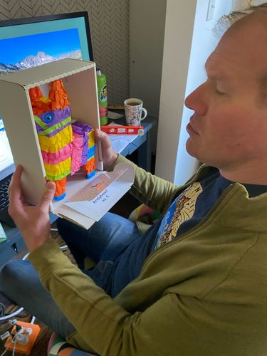 Customer photo review of Tropical Piñatagram