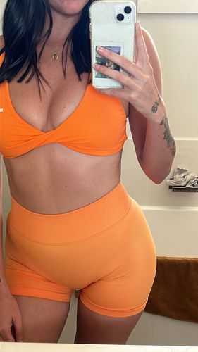 Monica C. review of LEXI CROP - FANTA image 1 out of 1
