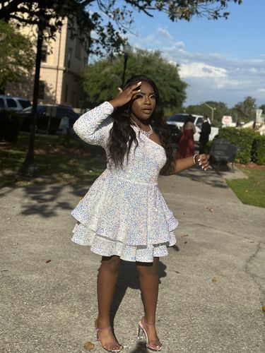 Customer photo review of “Lia” iridescent white