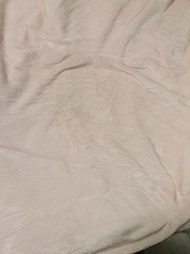 Customer photo review of Waterproof Splash Blanket™️ - Cherry Blossom Quilted Fleece