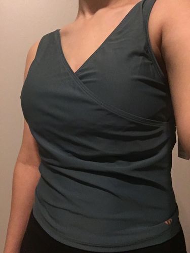 Customer photo review of basil wrap top