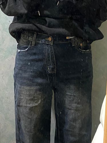 Customer photo review of THE COLOSSAL DARK WASH JEANS