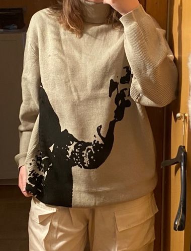 Customer photo review of THE OLIVE GUNMAN SWEATER