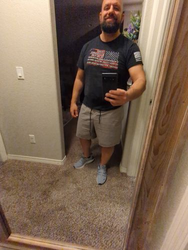 Customer photo review of Performance Shorts 7" - Grey