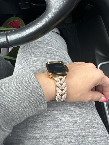 Customer photo review of Crystal Pavé Herringbone Band for the Apple Watch