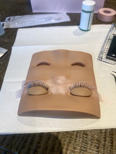 Customer photo review of CORONA, CA 2 Days Beginners Lash Training Ticket