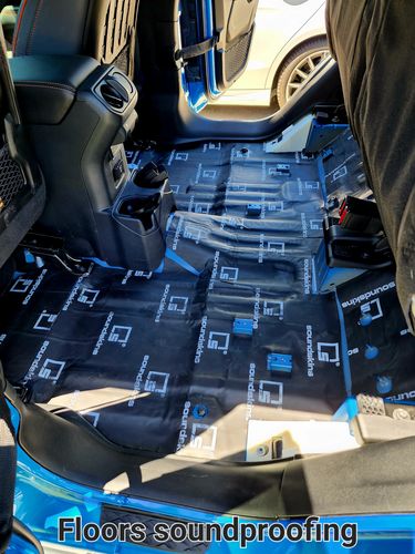 Customer photo review of SoundSkins Pro Jeep Gladiator Template Kit | 2020+