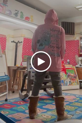 Customer video review of WARNING THIS TATTOOED GIRL PINK ALL OVER PRINT - TLNO1711222