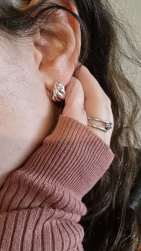 Customer photo review of Croissant Hoop by KBT