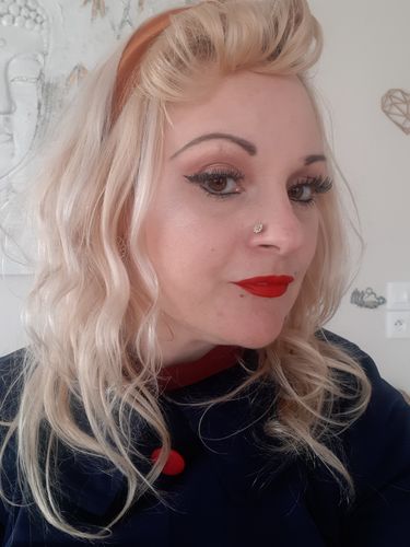 Customer photo review of Le piercing au nez Wallen