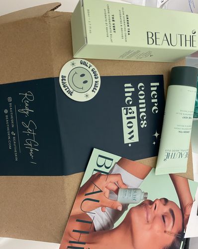 Customer photo review of Crème Hydratante Éclat au Thé Vert