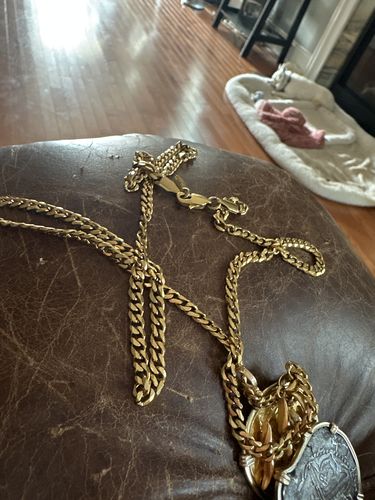 Customer photo review of Cuban Link Chain - Gold (3mm)