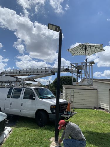 Customer photo review of LED Street Light - 240W - 163 LM/W - 39,120 Lumens - Shorting Cap - Slip Fitter Mount - AL4 Series - UL+DLC 5.1