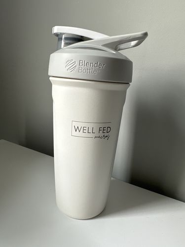 Customer photo review of Strada | 24 oz Protein Shaker Bottle