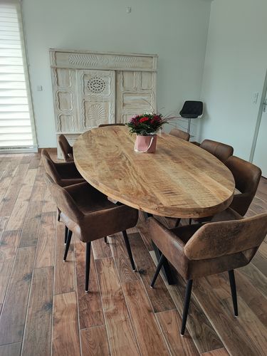 Customer photo review of Lot de 2 chaises de salle à manger scandinaves avec accoudoirs en tissu micro-fibre effet suède/daim - CROMWELL BROWN