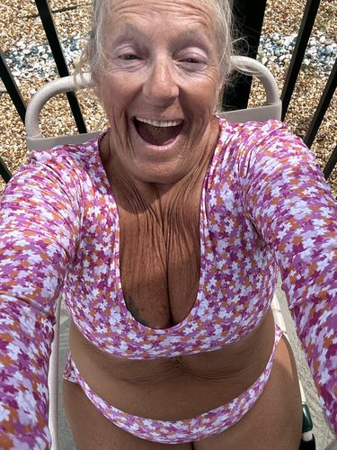 Customer photo review of Lou Top