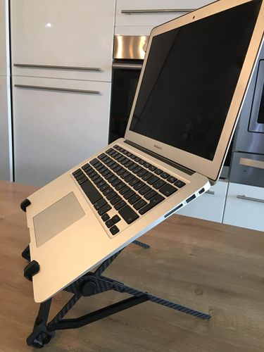 Customer photo review of Nexstand K1 Carbon Fiber Laptop Stand