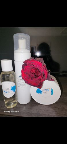 Customer photo review of Girl Crush Collection