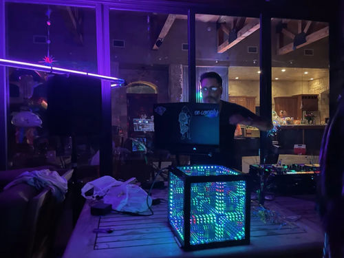 Customer photo review of HYPERCUBE 10 — LitLamp™