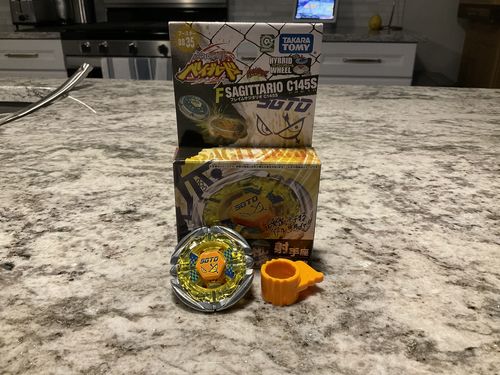 Customer photo review of Takara Tomy Flame Sagittario Beyblade C145S BB-35 Metal Fusion