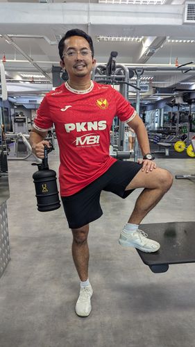 Customer photo review of 2.2L Oversized Bottle with Flip Cap
